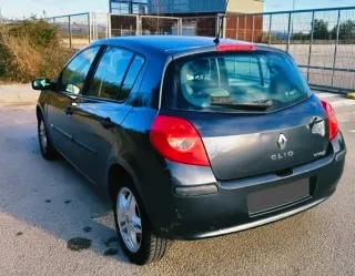 Renault Clio 2006