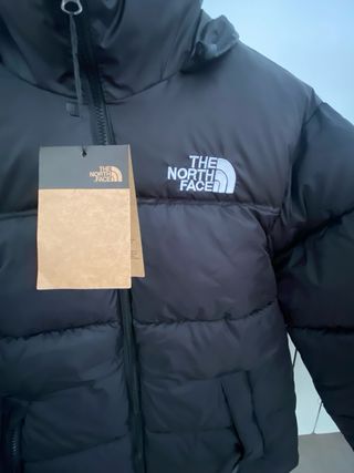 Cazadora The North Face con capucha Talla M negra