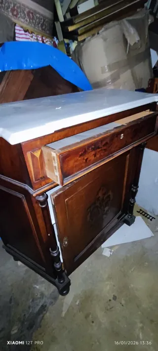Mueble antiguo S.XIX madera y mármol