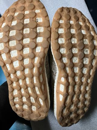 Zapatillas Adidas Beige y Marrón