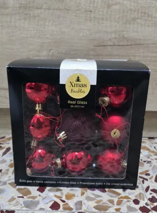 18 Bolas de Navidad Rojas de Cristal