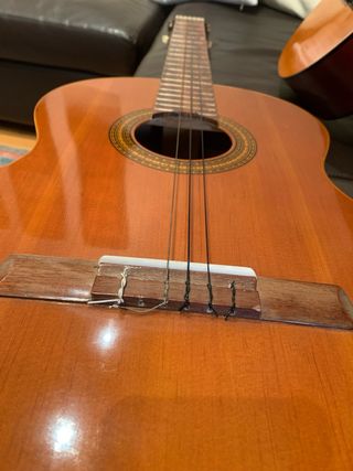 Guitarra española artesana hecha a mano