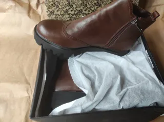 Stivali donna marroni con tacco