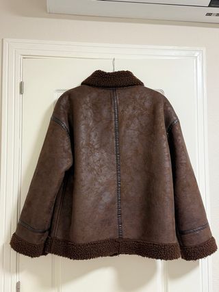 Chaqueta aviador marrón con borreguito