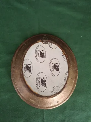 Quadro d'epoca ovale con cornice dorata