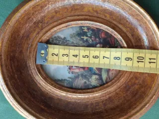 Quadro d'epoca ovale con cornice dorata