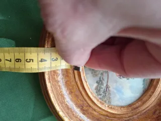 Quadro d'epoca ovale con cornice dorata