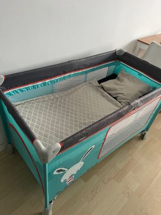 Cuna de viaje Olmitos turquesa con conejitos