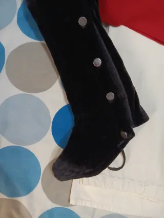 Traje Regional Gallego Rojo y Blanco