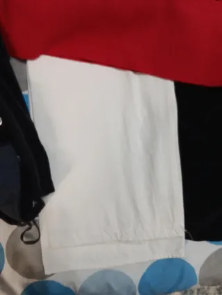 Traje Regional Gallego Rojo y Blanco