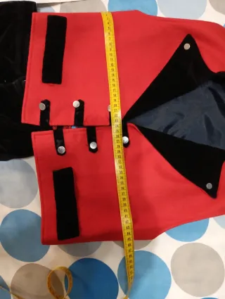 Traje Regional Gallego Rojo y Blanco