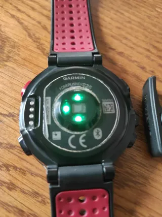 Reloj Garmin Negro con Cargador