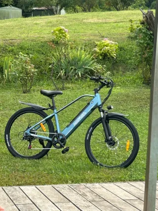 Bicicleta Eléctrica Azul