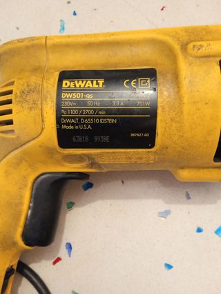 Taladro percutor Dewalt