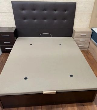 Cama con almacenaje