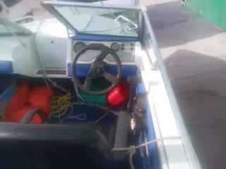 Barca Glastron Laraya 5m