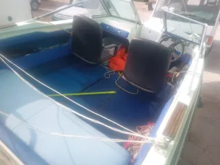 Barca Glastron Laraya 5m