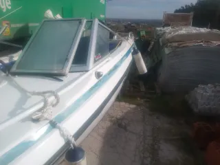 Barca Glastron Laraya 5m