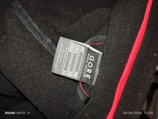 Chaqueta Gore Windstopper Negra y Rosa