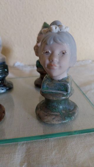 Bustos vintage: porcelana R.Inglés pintados a mano
