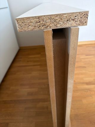 Cabecero de cama blanco de madera