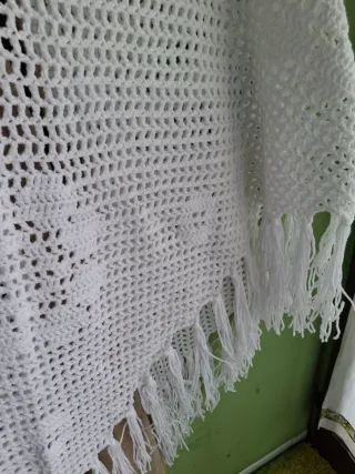 Scialle artigianale bianco