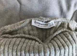 Jersey gris cuello alto