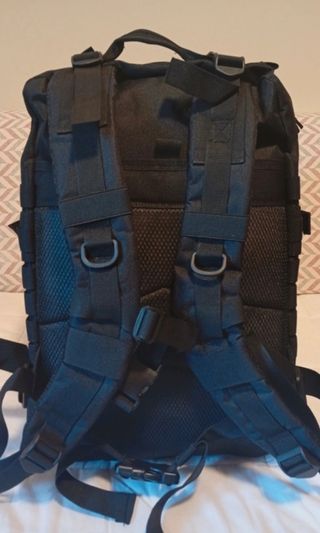 Mochila Táctica Negra 50L Ajustable Viaje Gym