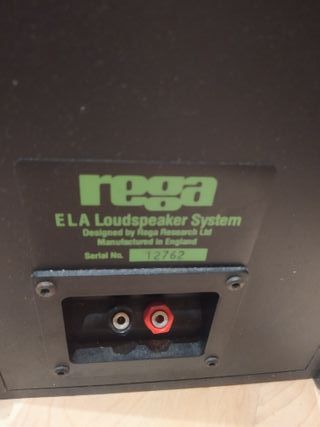 Altavoces Rega ELA Negros