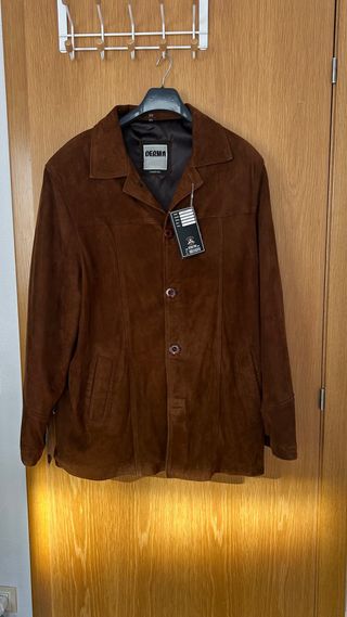 Abrigo DERMA marrón nuevo