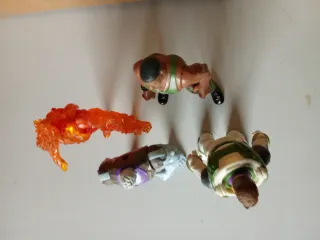 Lote Figuras Marvel y Buzz Lightyear