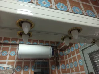 Hasta el domingo.Urge vender. Espejo de baño luz