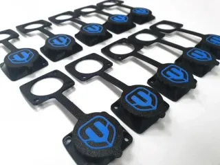 Tapa puerto de carga Mondraker Azul Mejorada