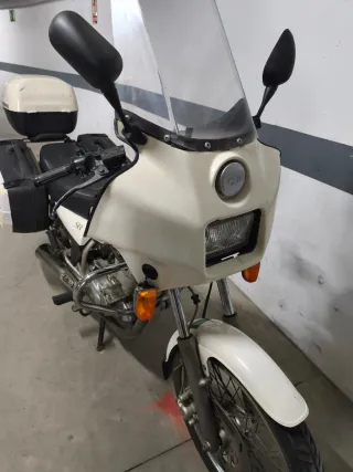 Yamaha SR 250 Carenada