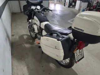 Yamaha SR 250 Carenada