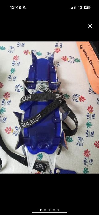Crampones Salewa Azules semi automaticos