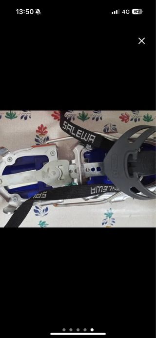 Crampones Salewa Azules semi automaticos