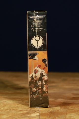 Warhammer 40.000 Tau Empire Stealth Battlesuit