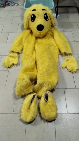 Botarga perro amarillo