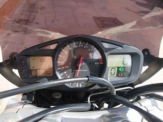 Suzuki GSR 600 Naked