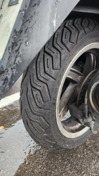 Aprilia Atlantic 300 ie