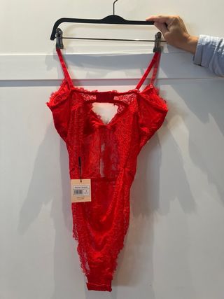 Body encaje Black Limba rojo talla M