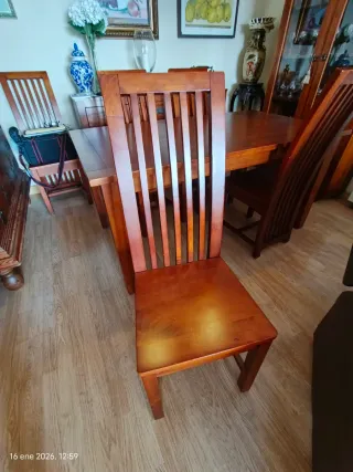Conjunto mesa comedor y 6 sillas madera