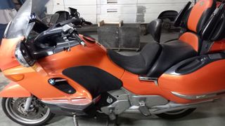 Moto BMW Turismo Naranja