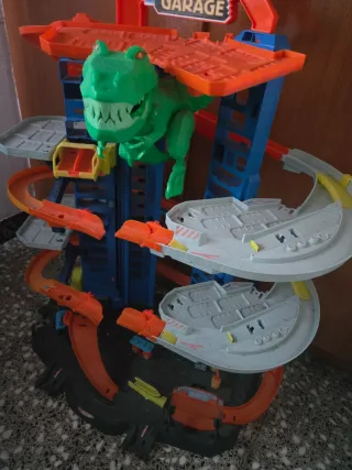 Hot Wheels Garage Ultimate T-Rex