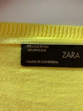Chaqueta Zara punto botones amarilla Talla M