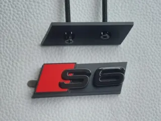 Audi S6 Logo Emblema de Parilla Calandra