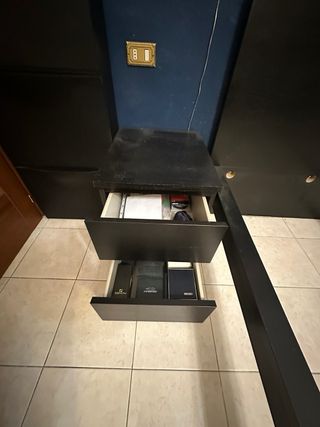 Struttura letto + comodini IKEA MALM