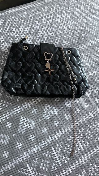 Borsa donna nera con cuori e charm Con catenella