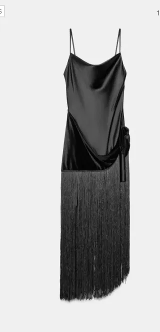 Vestido largo negro con flecos. Zara. Talla S. Nue